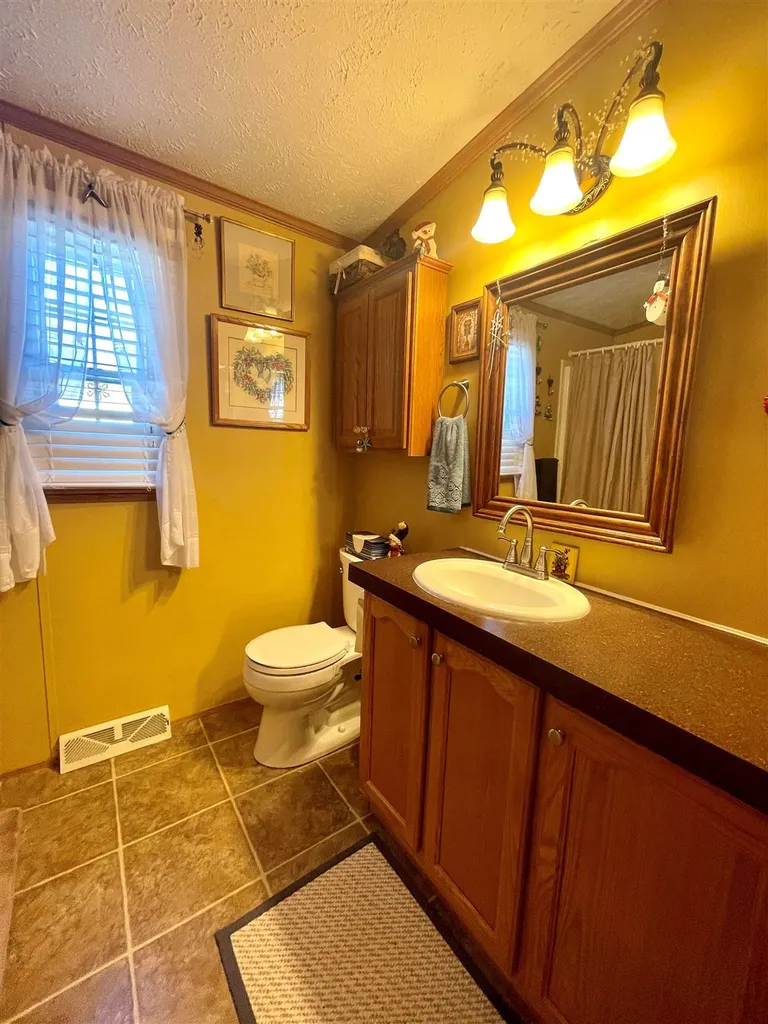 3 Anderson Avenue Keene NH 03431