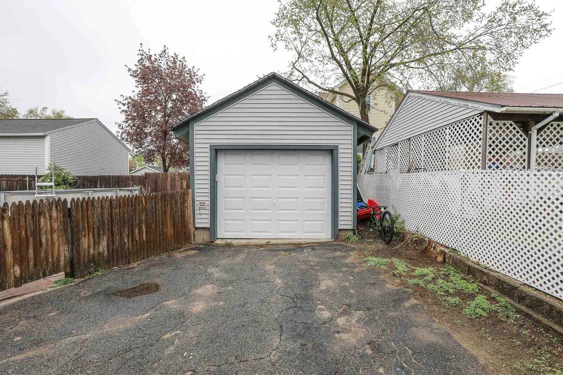 102 Cilley Road Manchester NH 03103