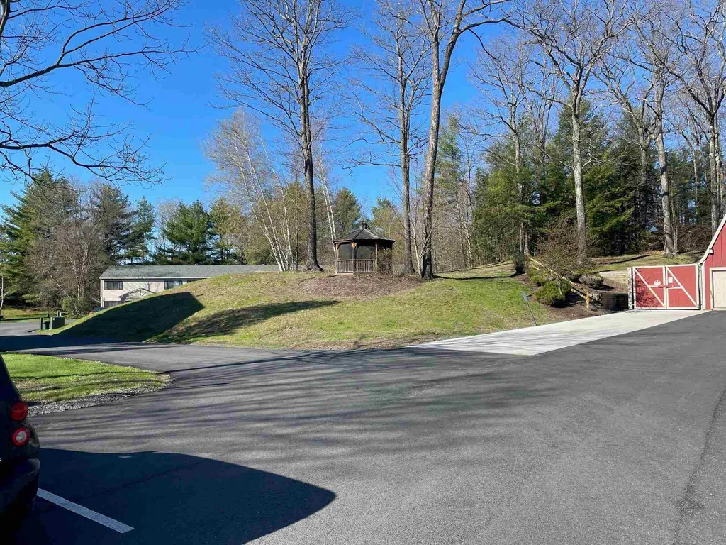 133 Colonial Drive Hartford VT 05001