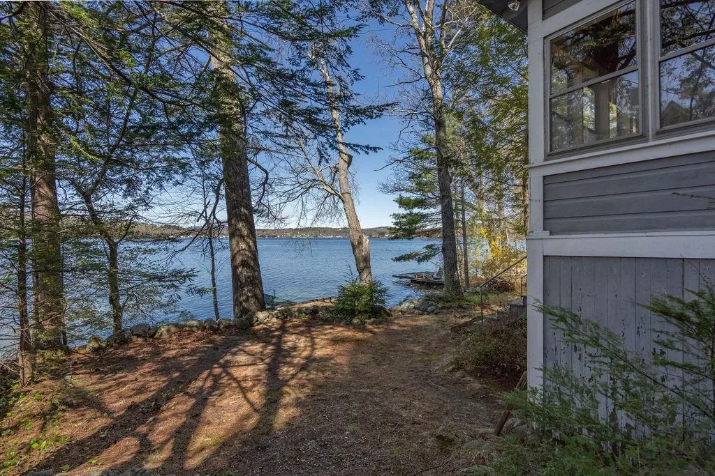 49 Pinnacle Park Road Meredith NH 03253
