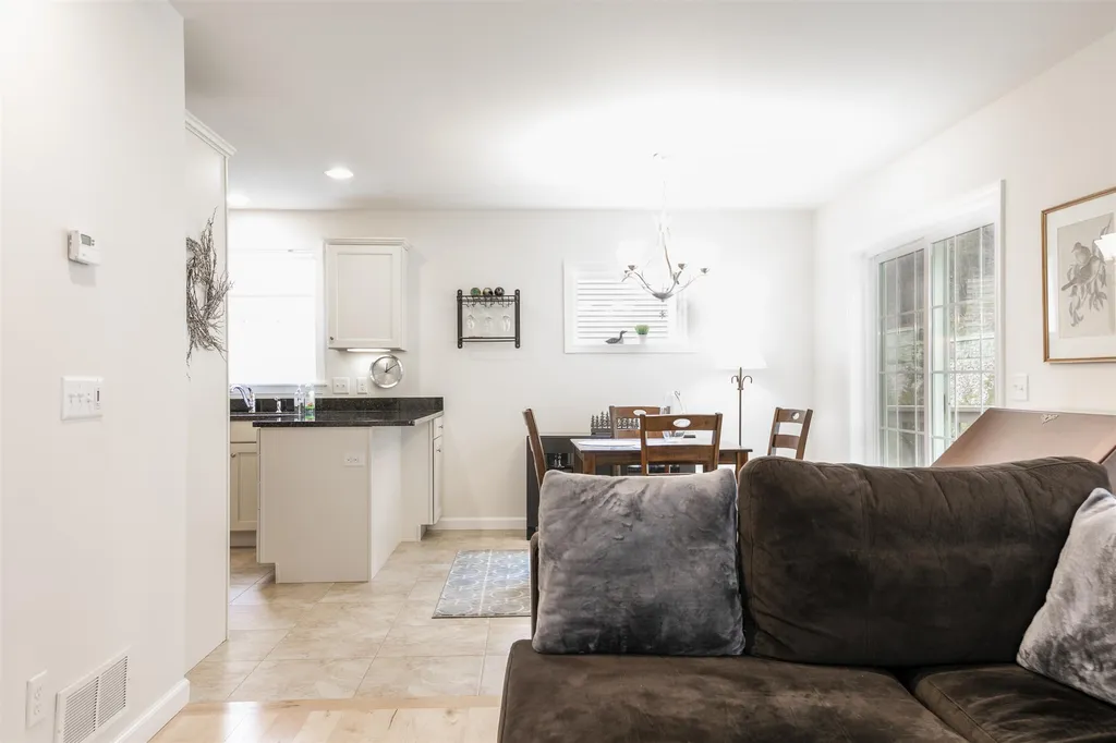 7 Arbor Terrace Essex VT 05452