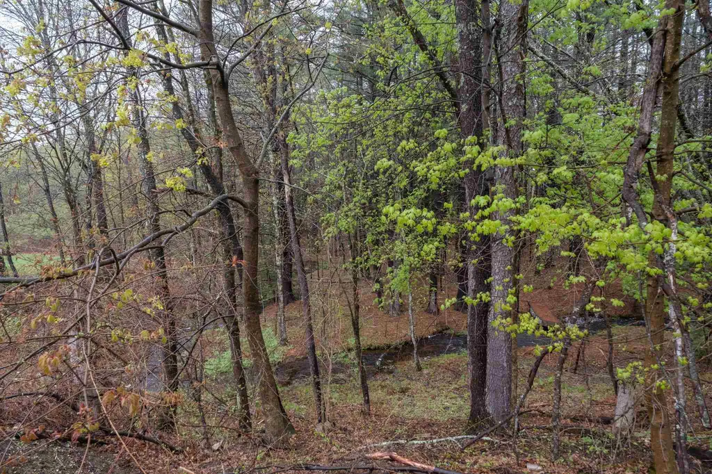 164 Sewalls Falls Road Concord NH 03301