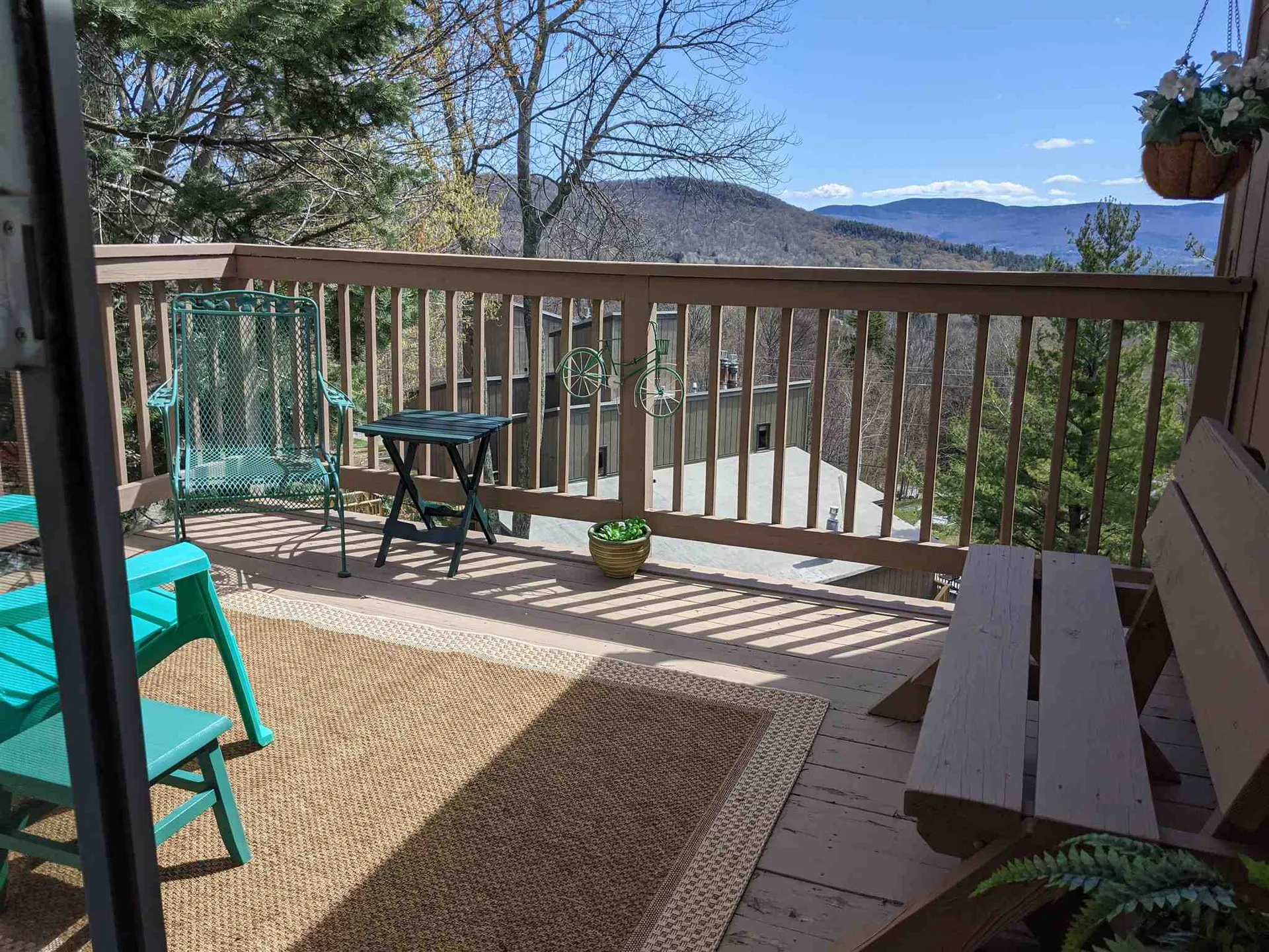 43 Hobbit Hill Road Warren VT 05674