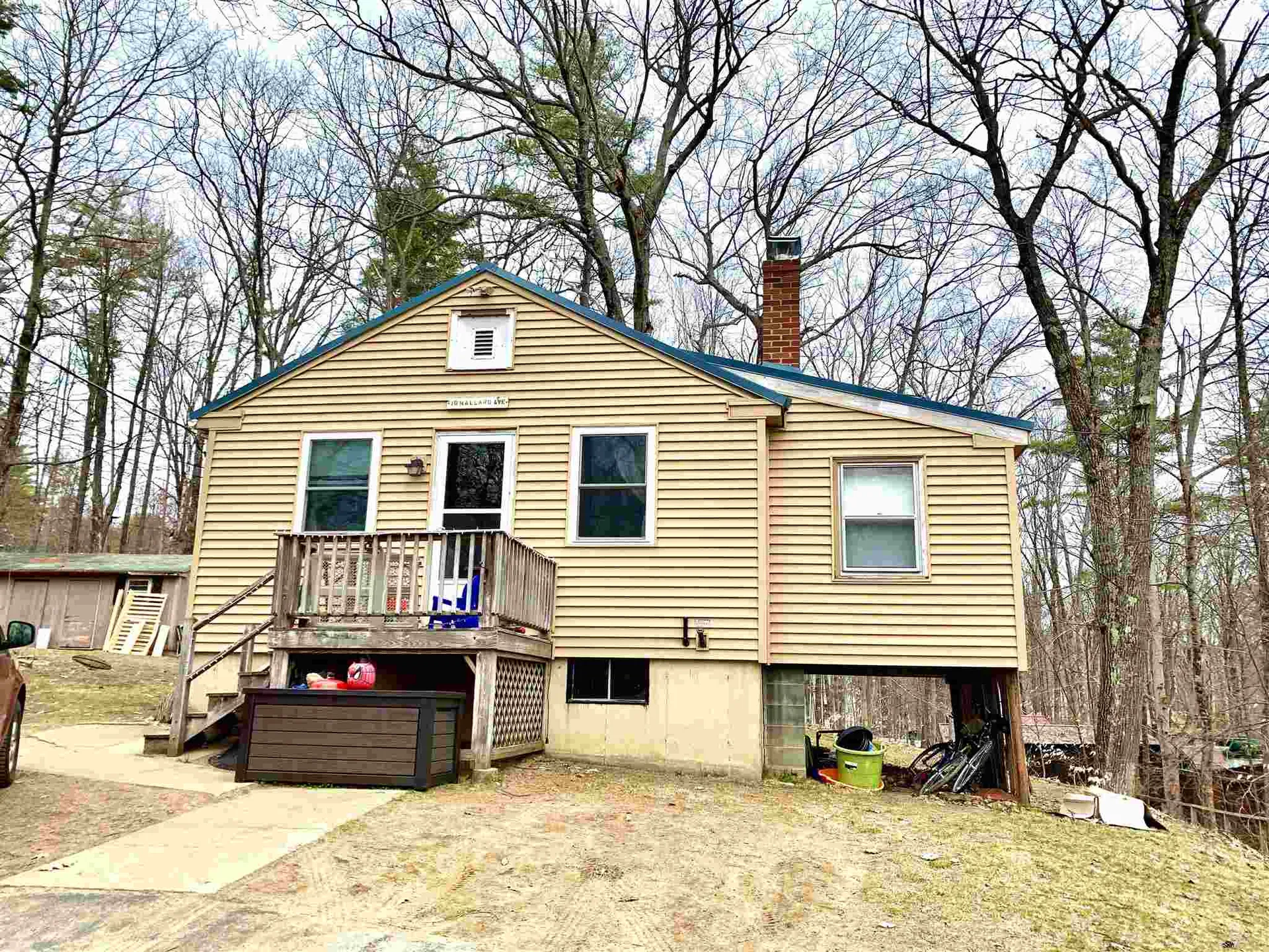 10 Mallard Avenue Gilmanton NH 03237