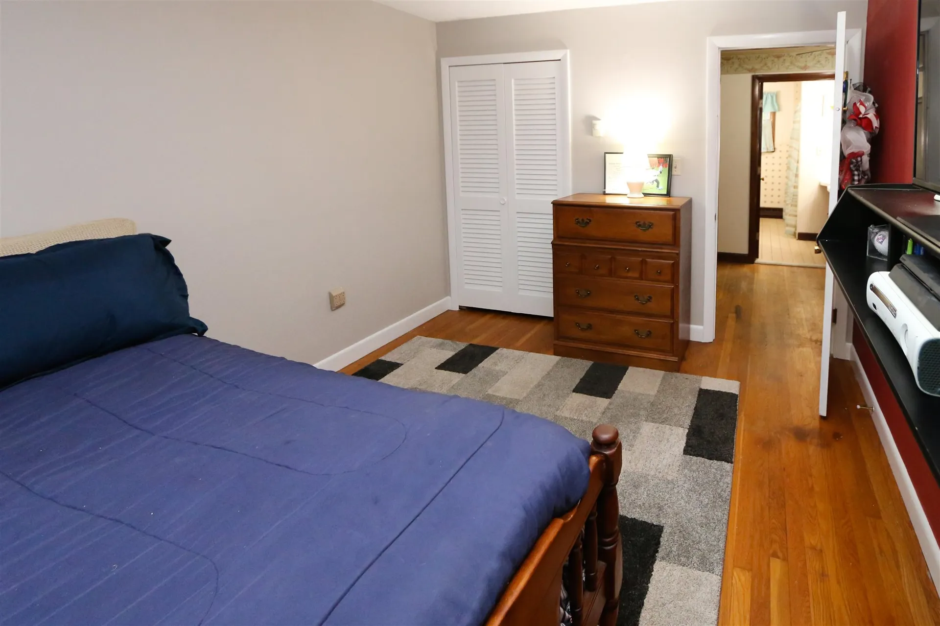 19 Walnut Hill Road Derry NH 03038
