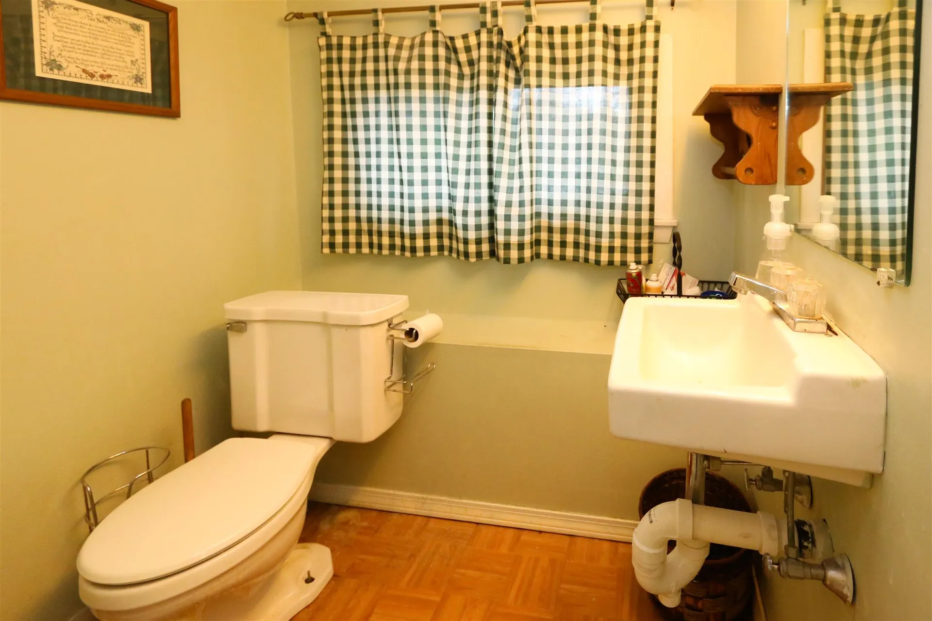19 Walnut Hill Road Derry NH 03038