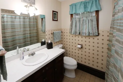 19 Walnut Hill Road Derry NH 03038