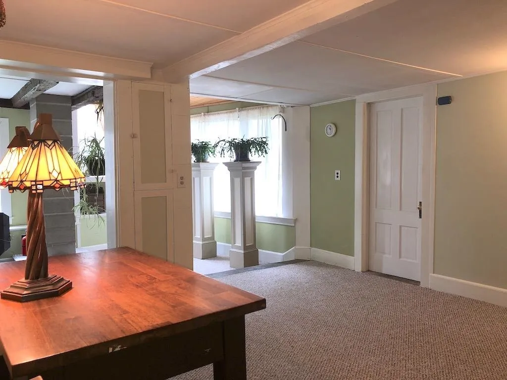 74 Grove Street Peterborough NH 03458