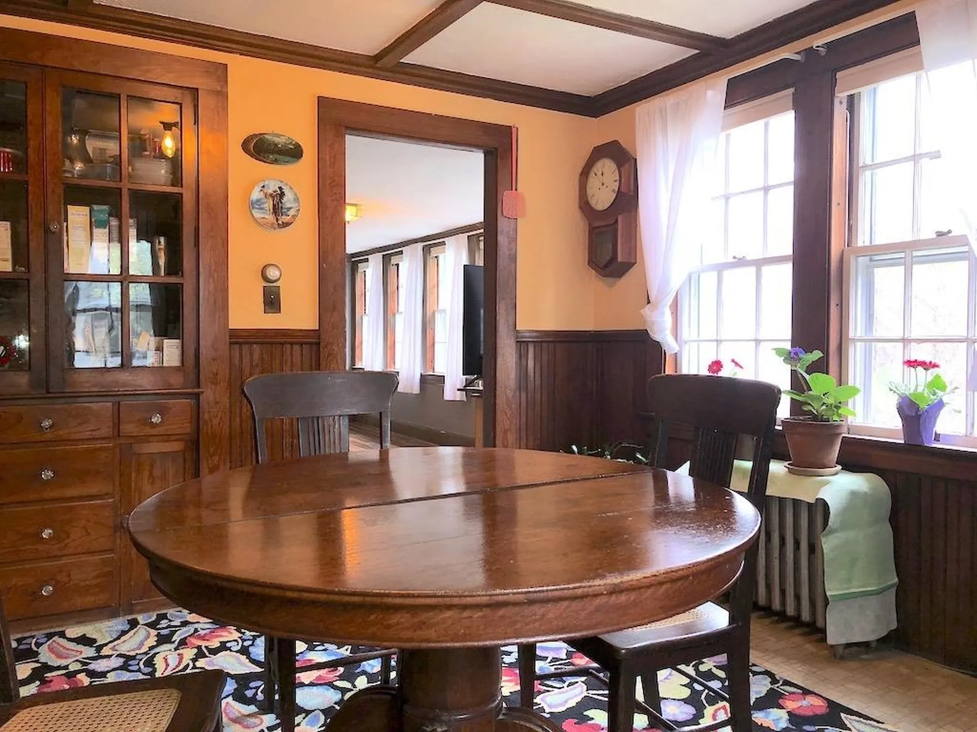 74 Grove Street Peterborough NH 03458