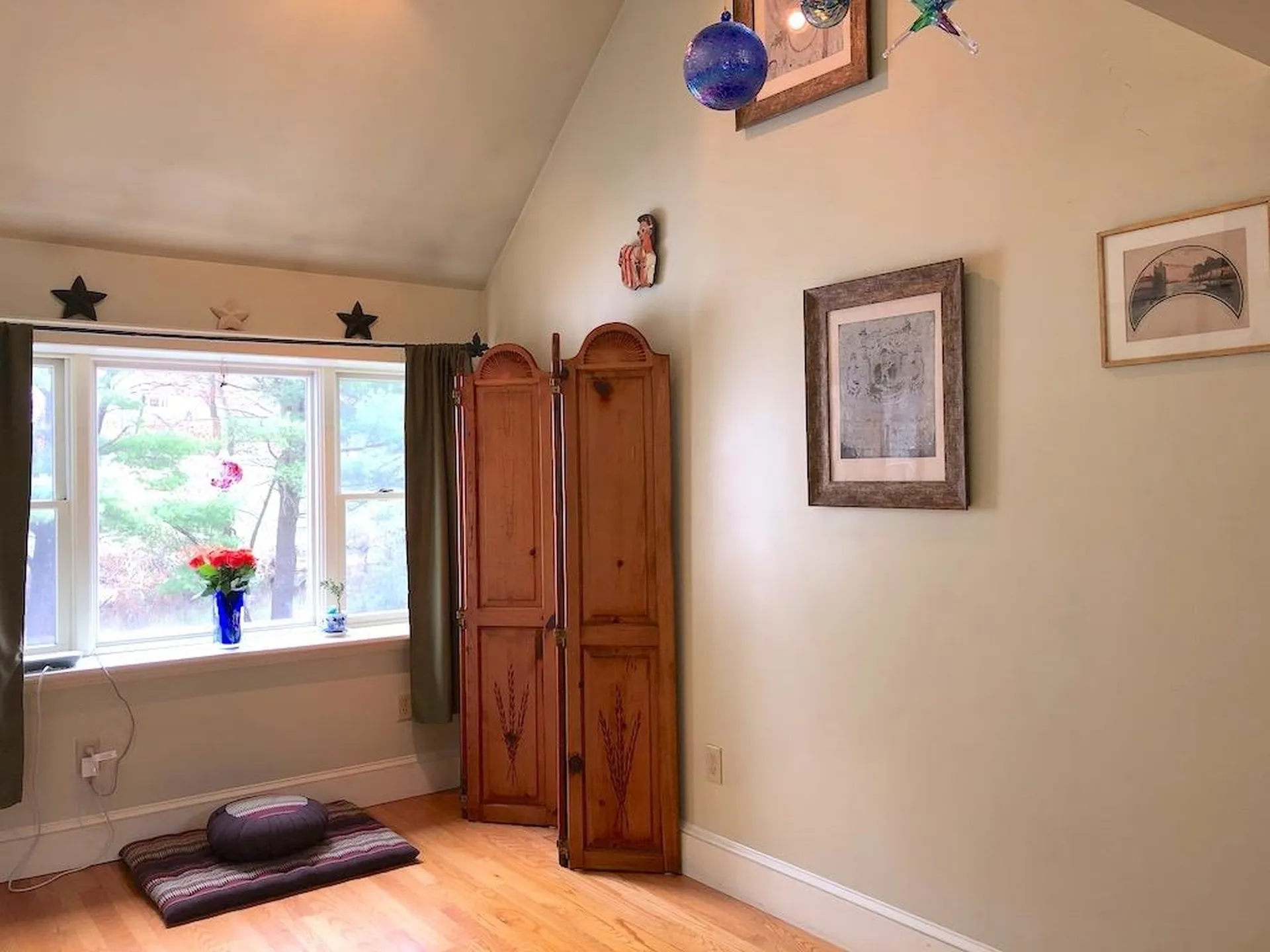 74 Grove Street Peterborough NH 03458