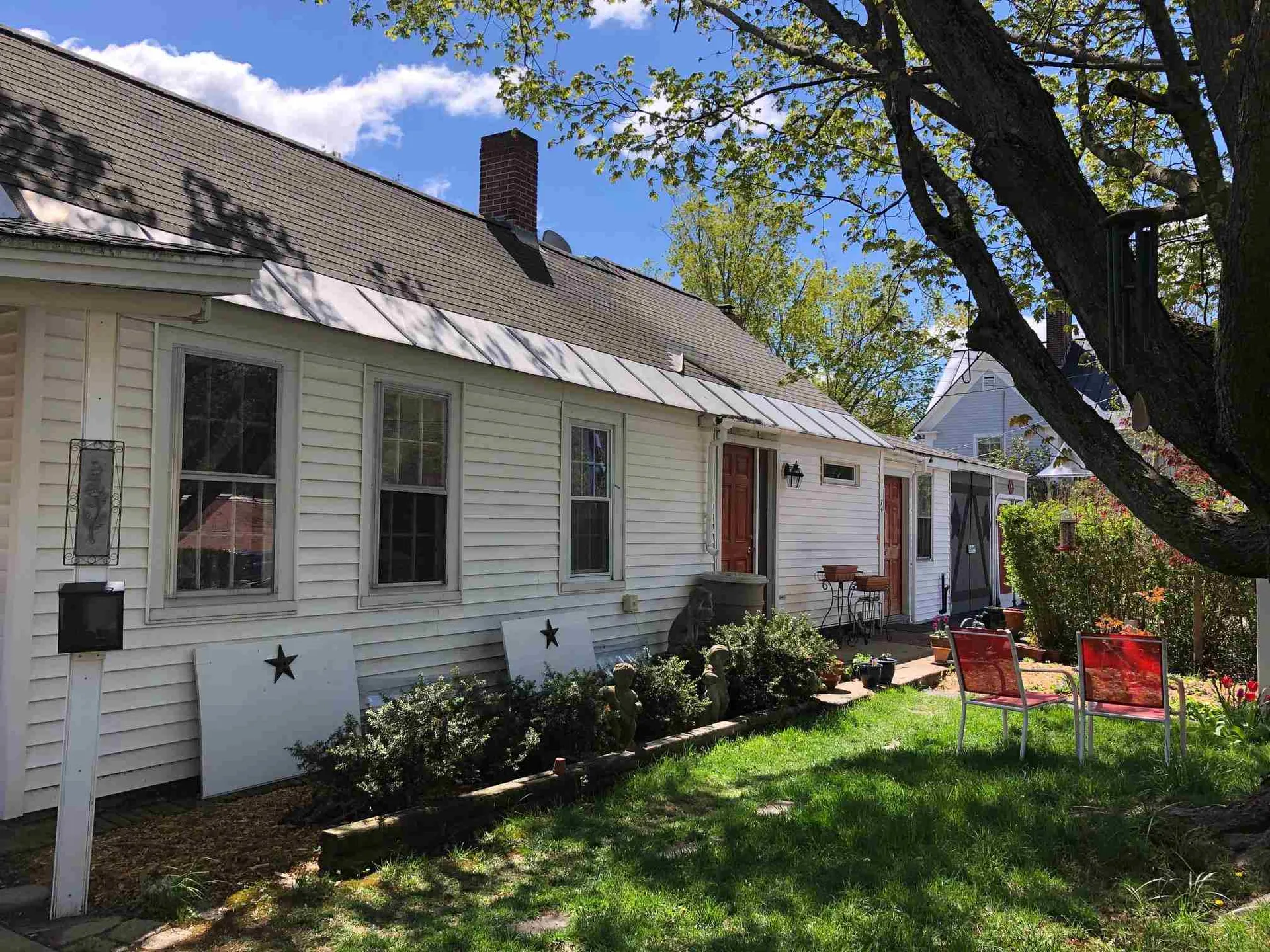 74 Grove Street Peterborough NH 03458