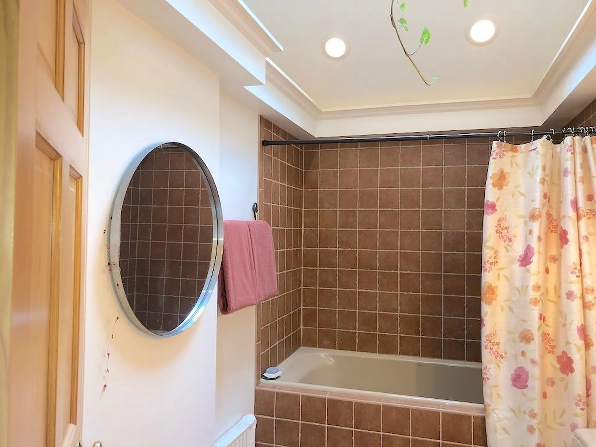 74 Grove Street Peterborough NH 03458