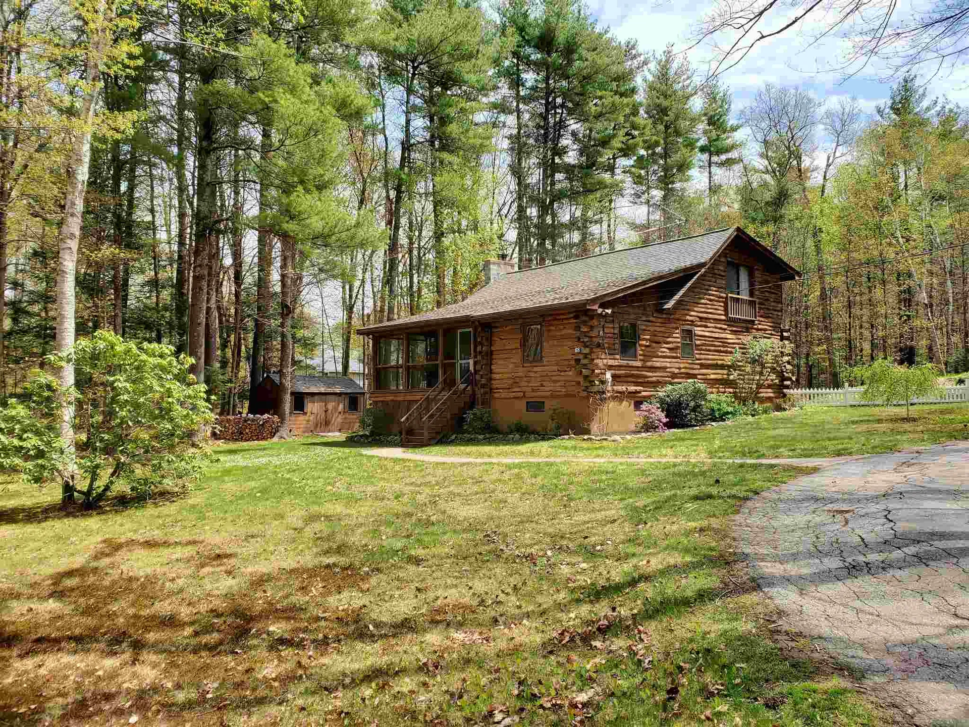 68 North Road Kingston NH 03848