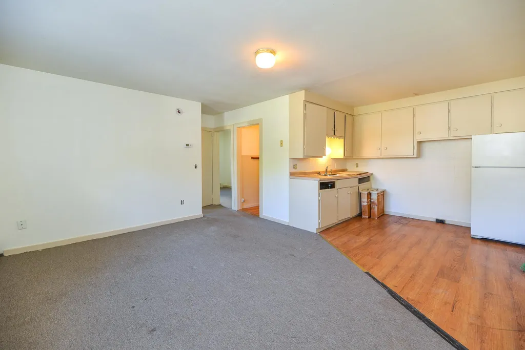 181 South & 19 Chase Street Claremont NH 03743