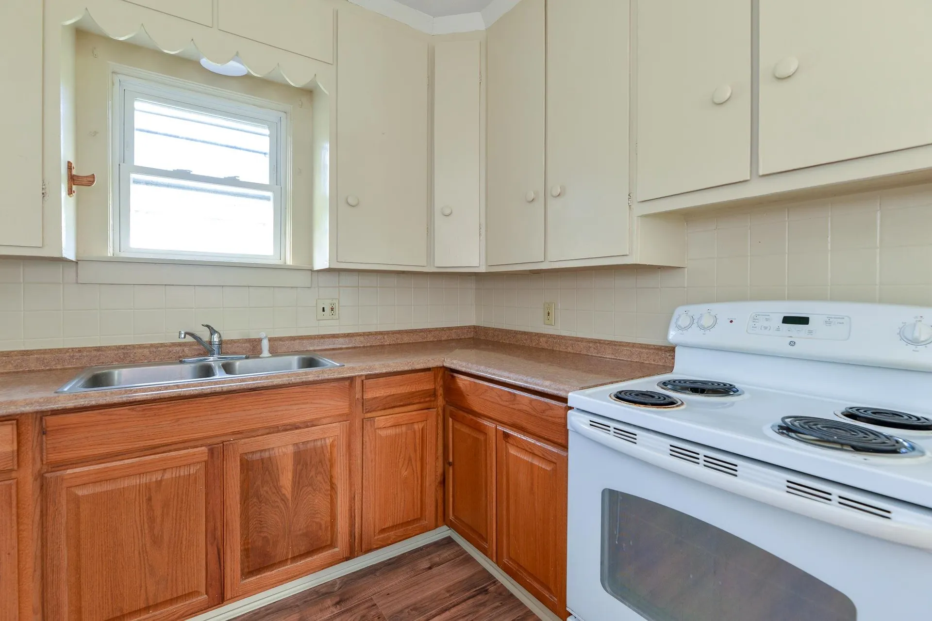 181 South & 19 Chase Street Claremont NH 03743