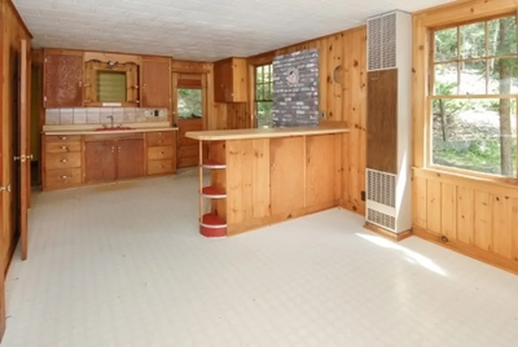 372 White Oak Road Barnstead NH 03225