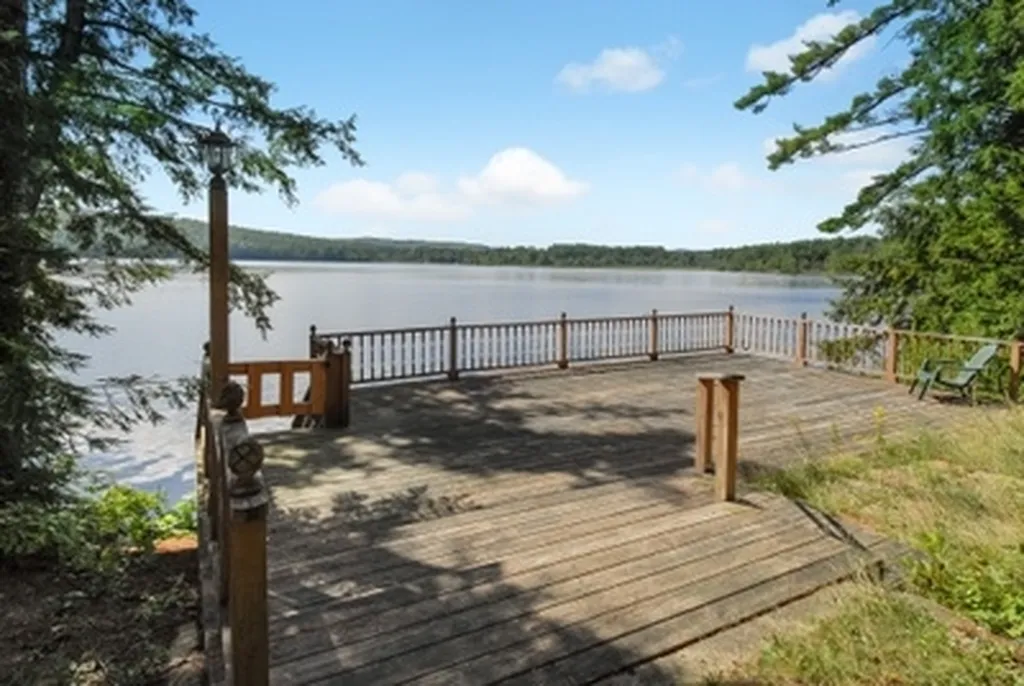 372 White Oak Road Barnstead NH 03225