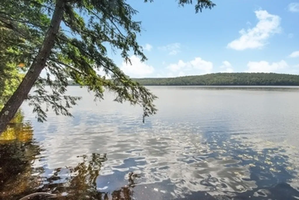 372 White Oak Road Barnstead NH 03225