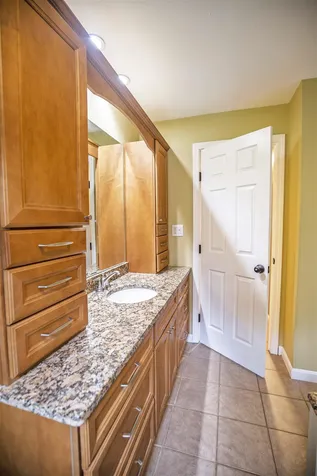 112 Haverhill Road Salem NH 03079