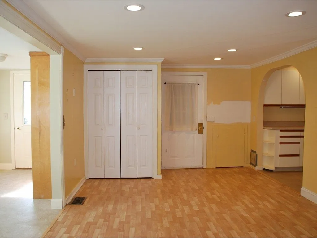 66 Vest Haven Drive Burlington VT 05408