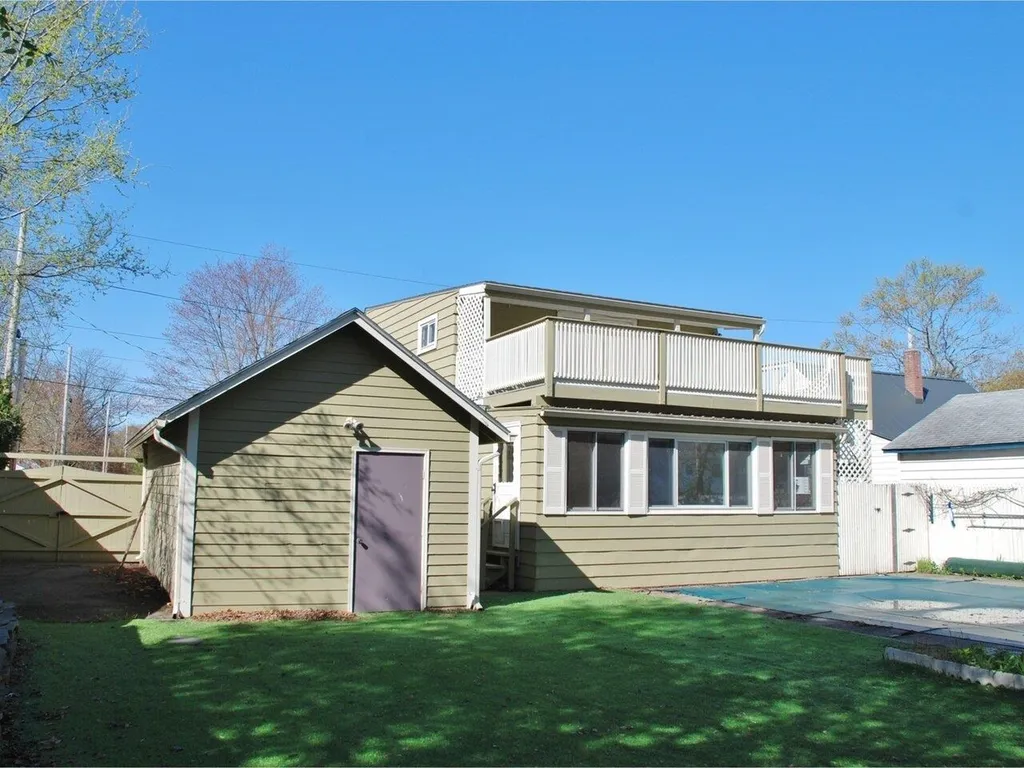 66 Vest Haven Drive Burlington VT 05408