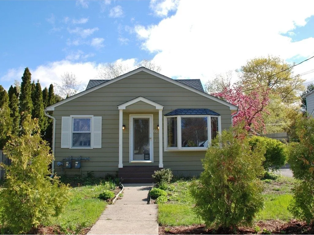 66 Vest Haven Drive Burlington VT 05408