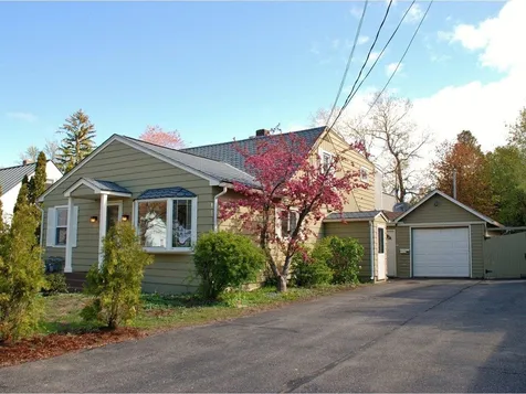 66 Vest Haven Drive Burlington VT 05408