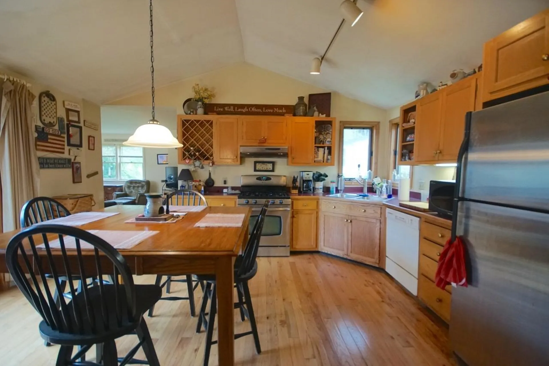 4 Dewey Street Exeter NH 03833