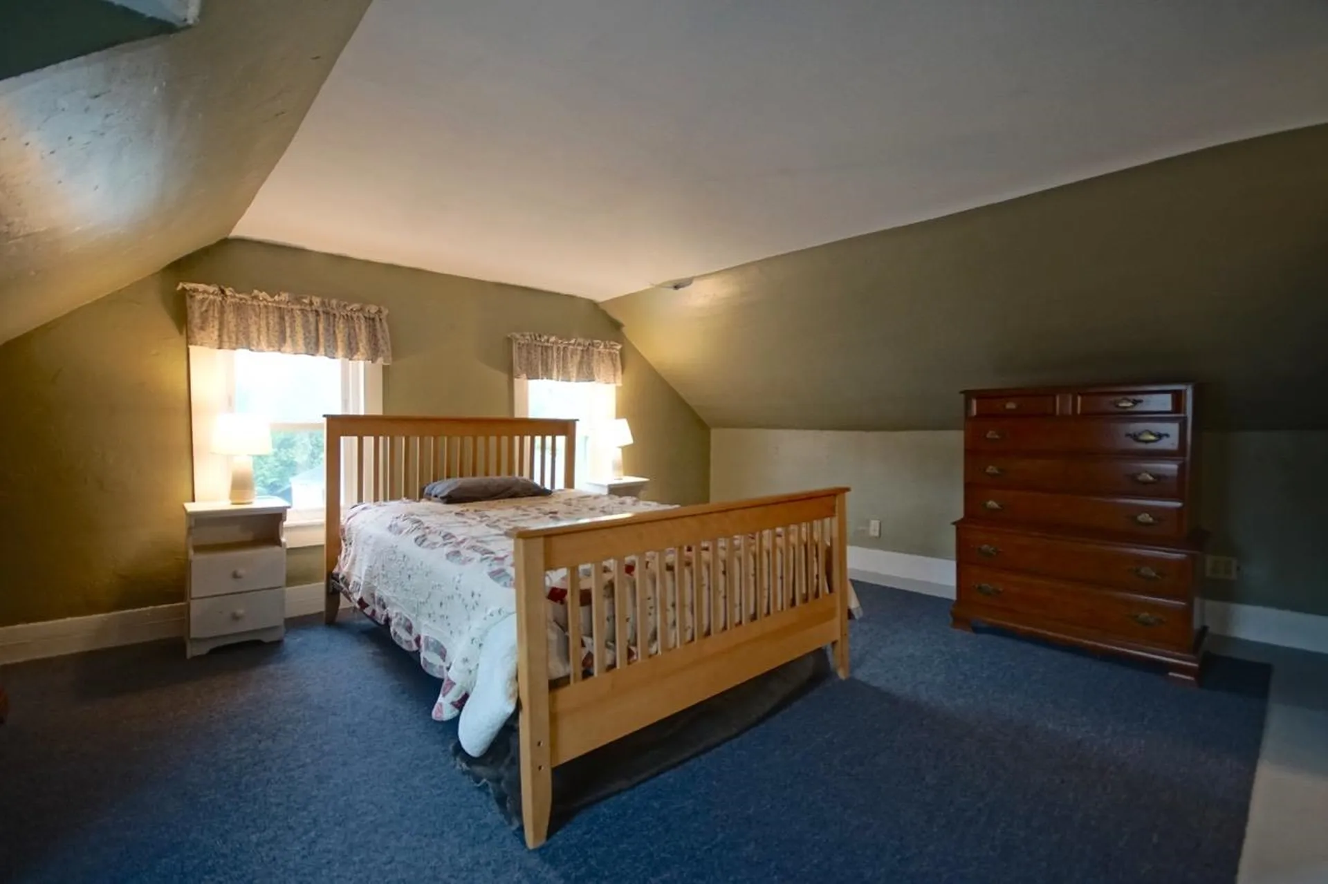 4 Dewey Street Exeter NH 03833