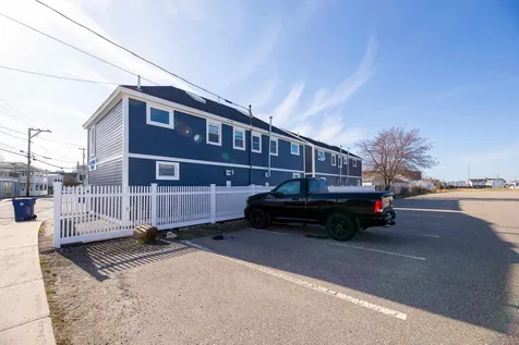 23 Island Path Road Hampton NH 03842