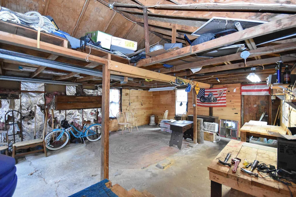 126 Tolend Road Barrington NH 03825