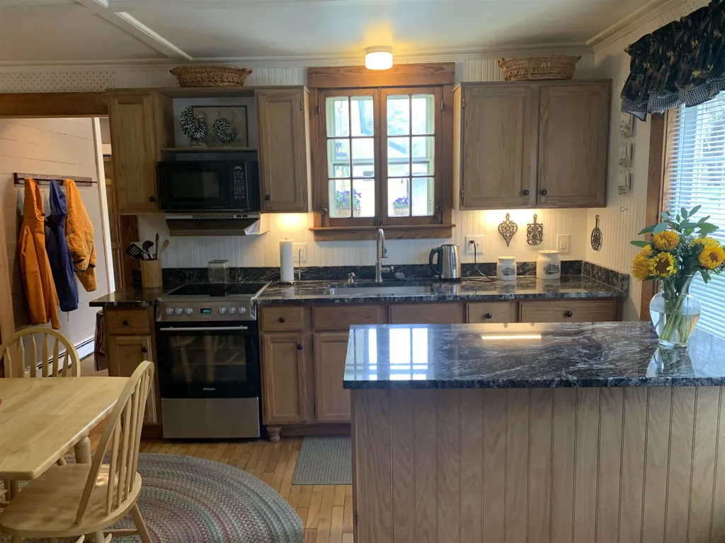 879 Dana Hill Road New Hampton NH 03256