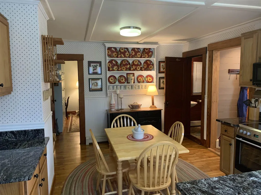 879 Dana Hill Road New Hampton NH 03256