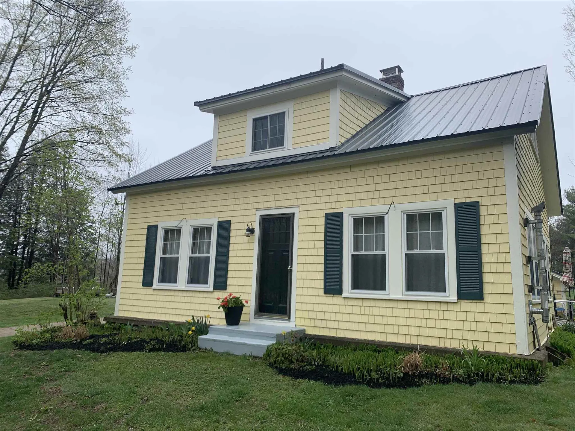 879 Dana Hill Road New Hampton NH 03256