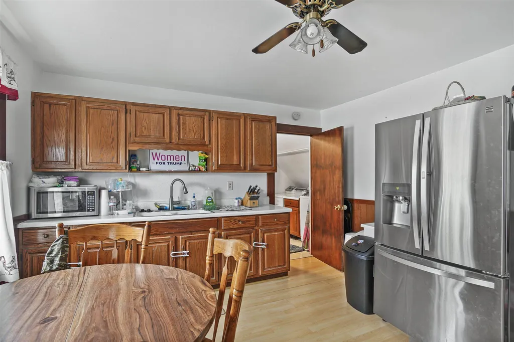 5 Linwood Street Nashua NH 03060