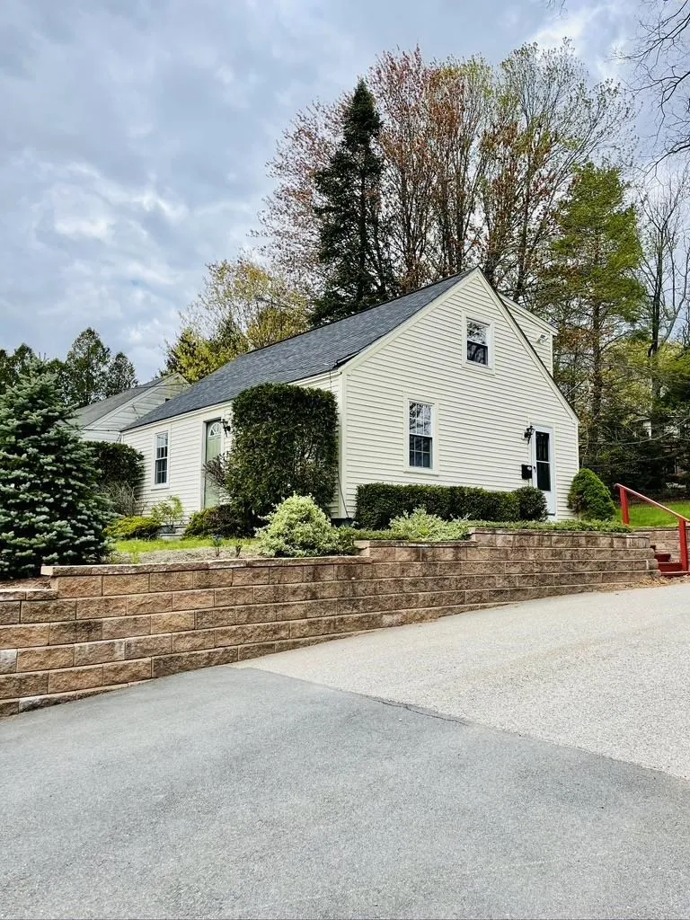 14 Birchwood Place Dover NH 03820