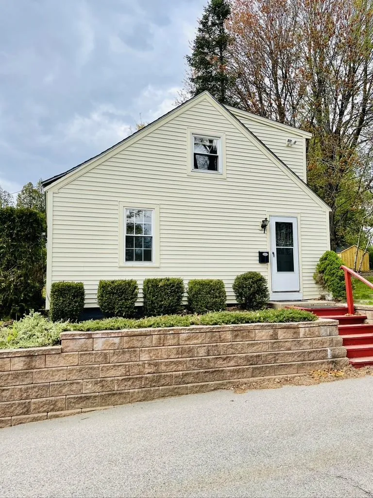 14 Birchwood Place Dover NH 03820