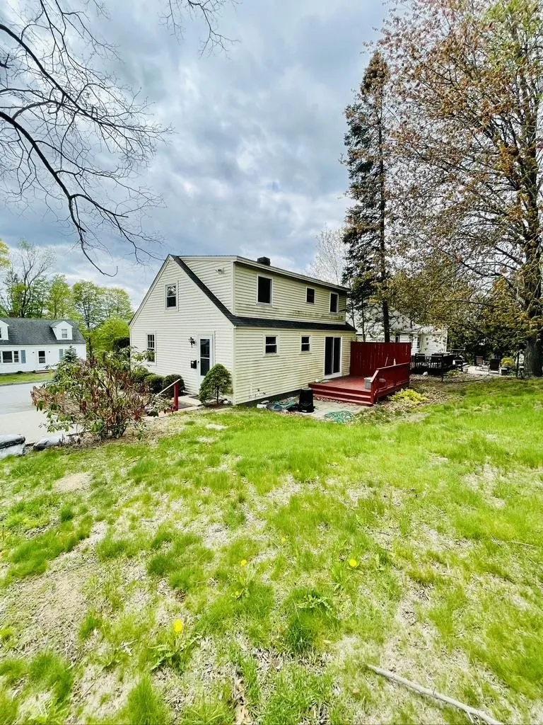 14 Birchwood Place Dover NH 03820