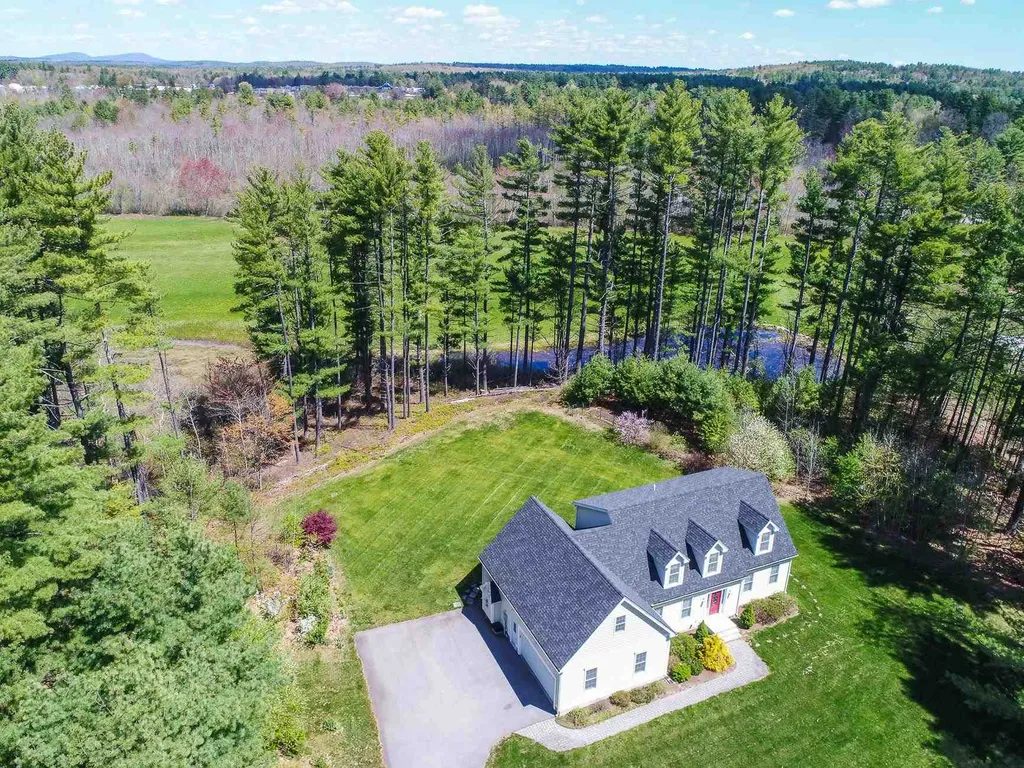 184 Witches Spring Road Hollis NH 03049