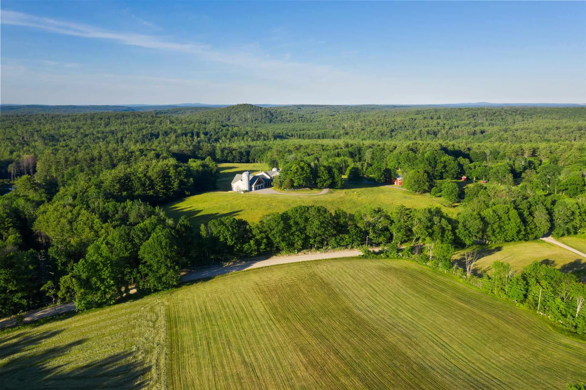 84 Canaan Back Road Barrington NH 03825