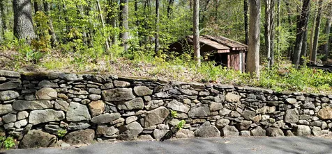 12 Happy Hollow Lane Kingston NH 03848