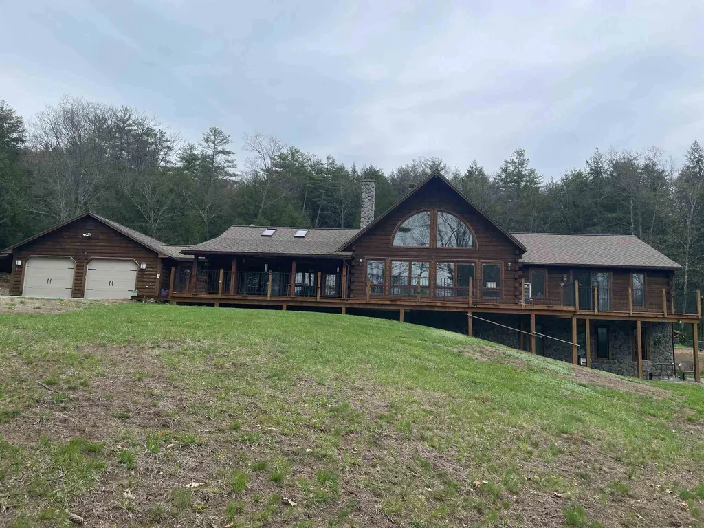 104 Cedarwood Road Charlestown NH 03603