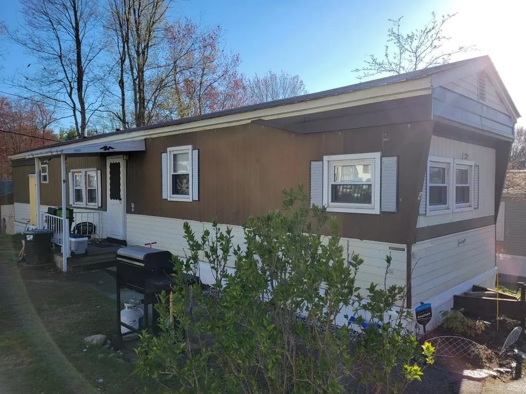 9 Washington Avenue Allenstown NH 03275