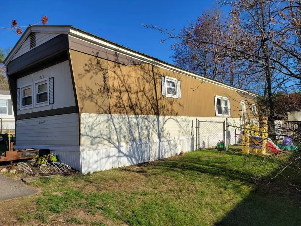 9 Washington Avenue Allenstown NH 03275