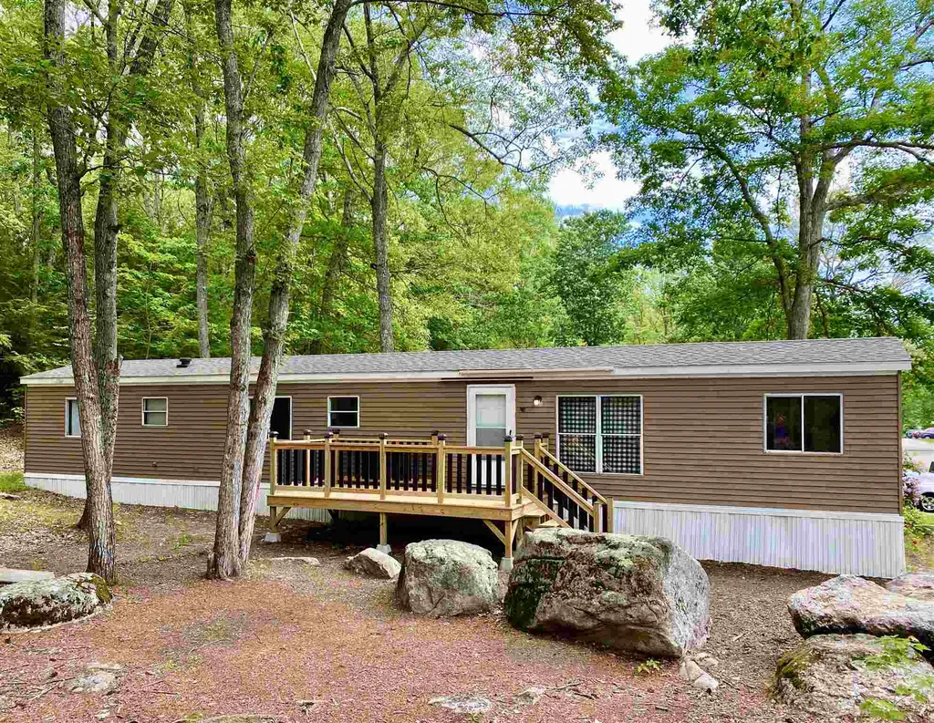 231 Emerald Drive Barrington NH 03825
