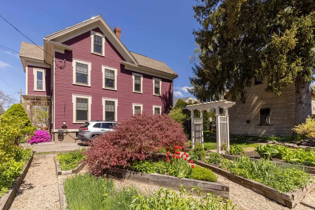 217 Cabot Street Portsmouth NH 03801