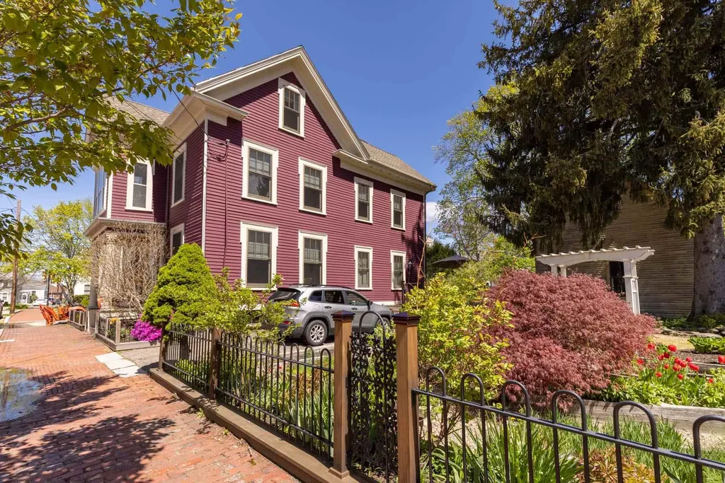 217 Cabot Street Portsmouth NH 03801