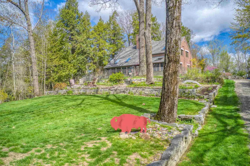 95 Bedford Road New Boston NH 03070