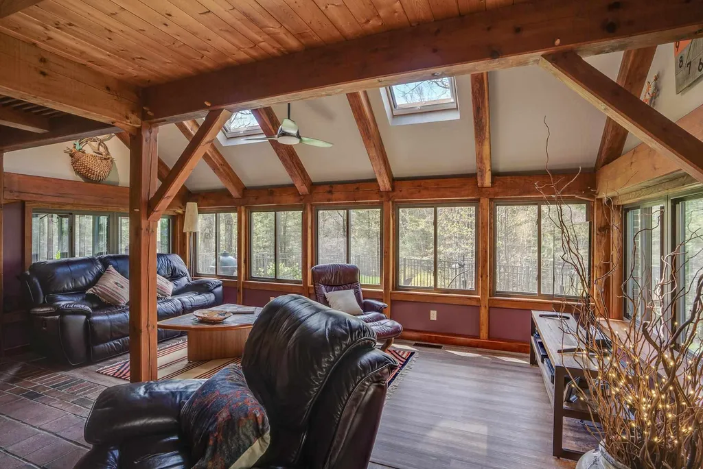 95 Bedford Road New Boston NH 03070