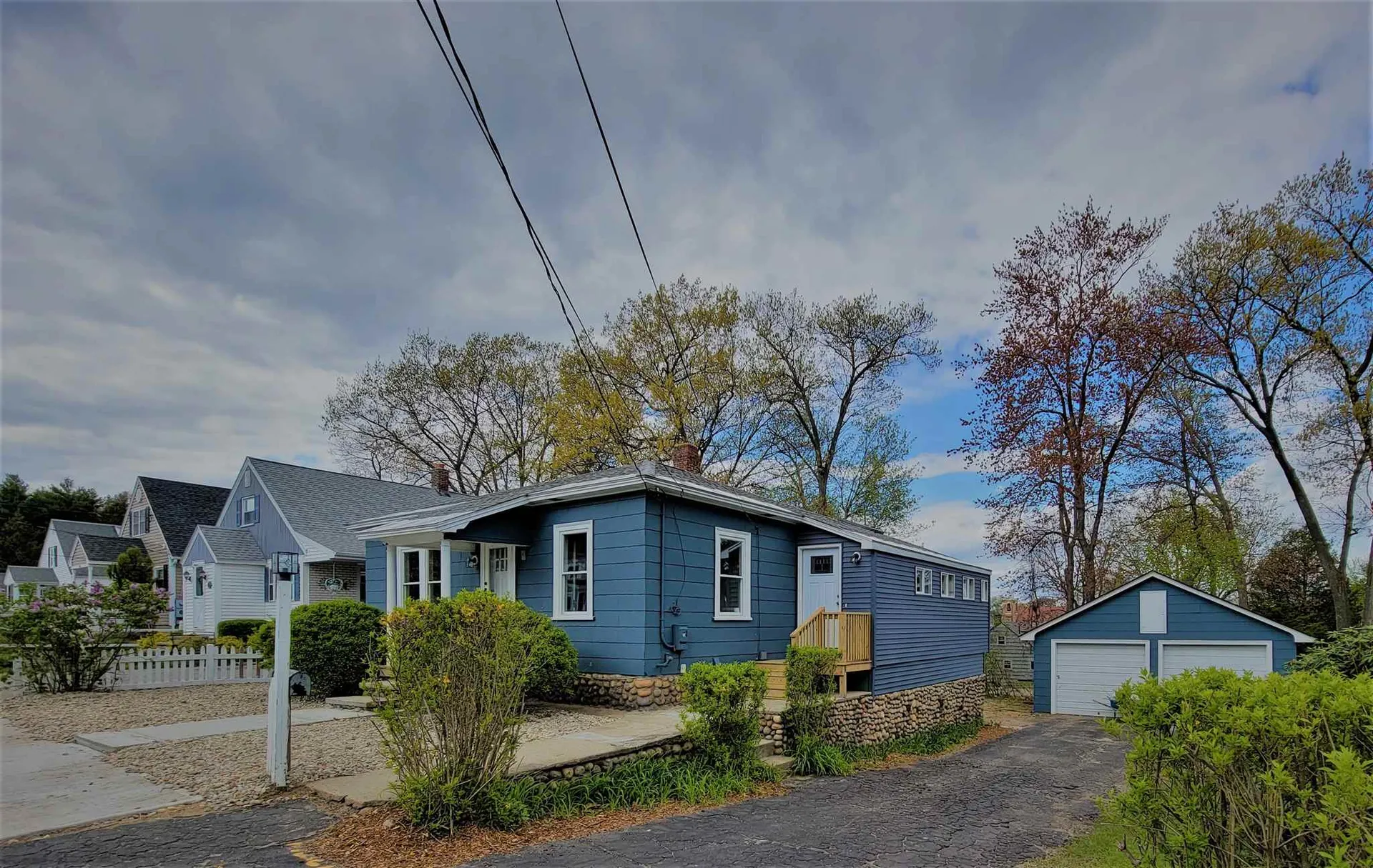 76 Dewey Street Manchester NH 03103